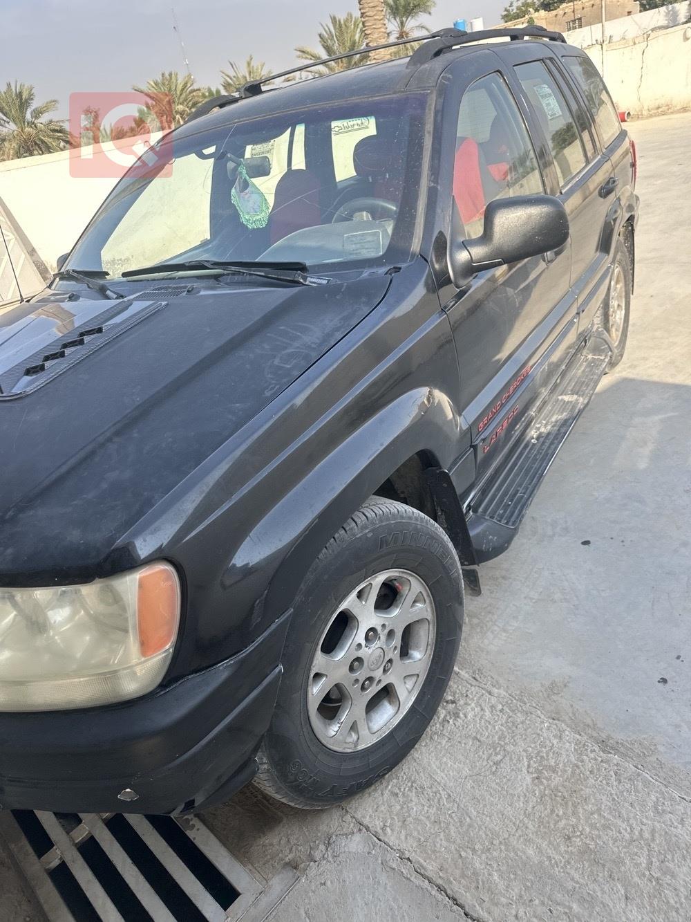 جیپ گراند شیرۆکی